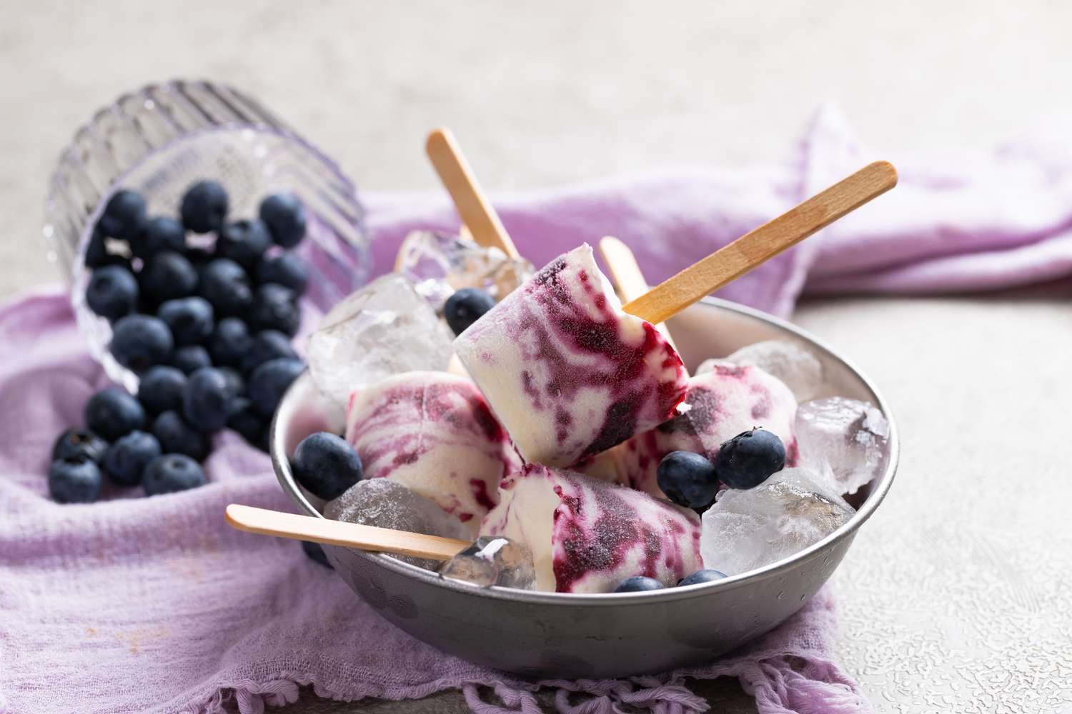 Utilizing Homegrown Fruits to Make Cool Treats for Summer season Days